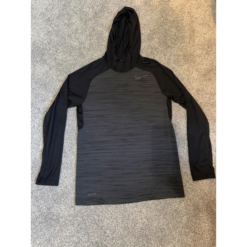 Nike Dri-FIT Mens Training Hoodie Black Grey Heathered 696063-014 Size M‎